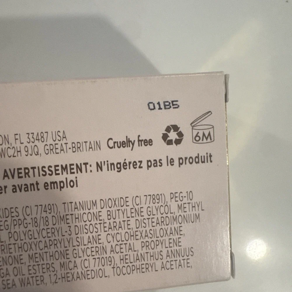 Pretty Vulgar Cool AF Foundation 1.18 Oz. 76 Bare Bae 01B5 NIB